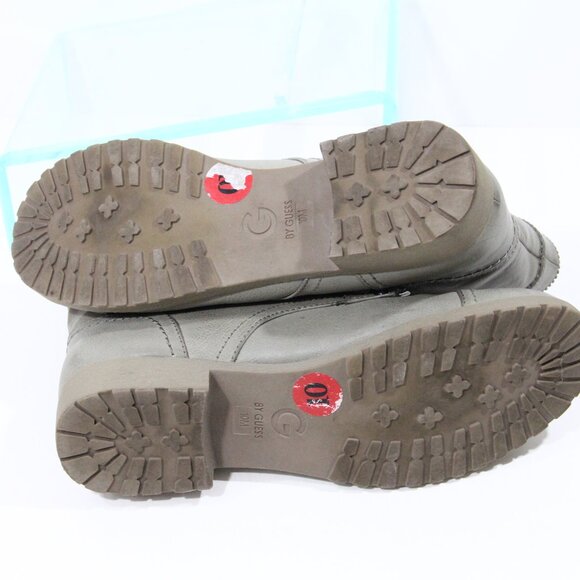 Guess Women Combat Boots sz 10 Cap Toe ShoesFaux Leather Belva - Picture 9 of 9